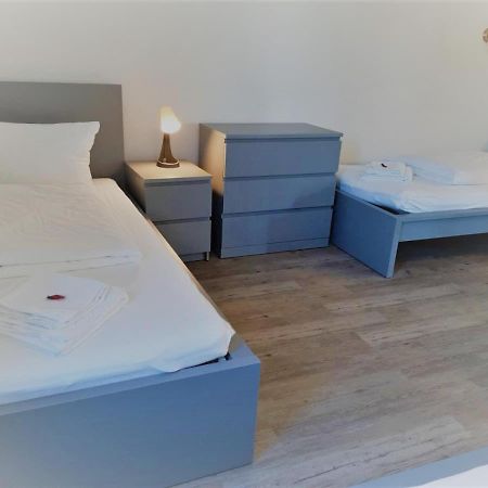 Mehrbett-Apartment 1 Citynah, Einfache Ausstattung Hamburg Ngoại thất bức ảnh